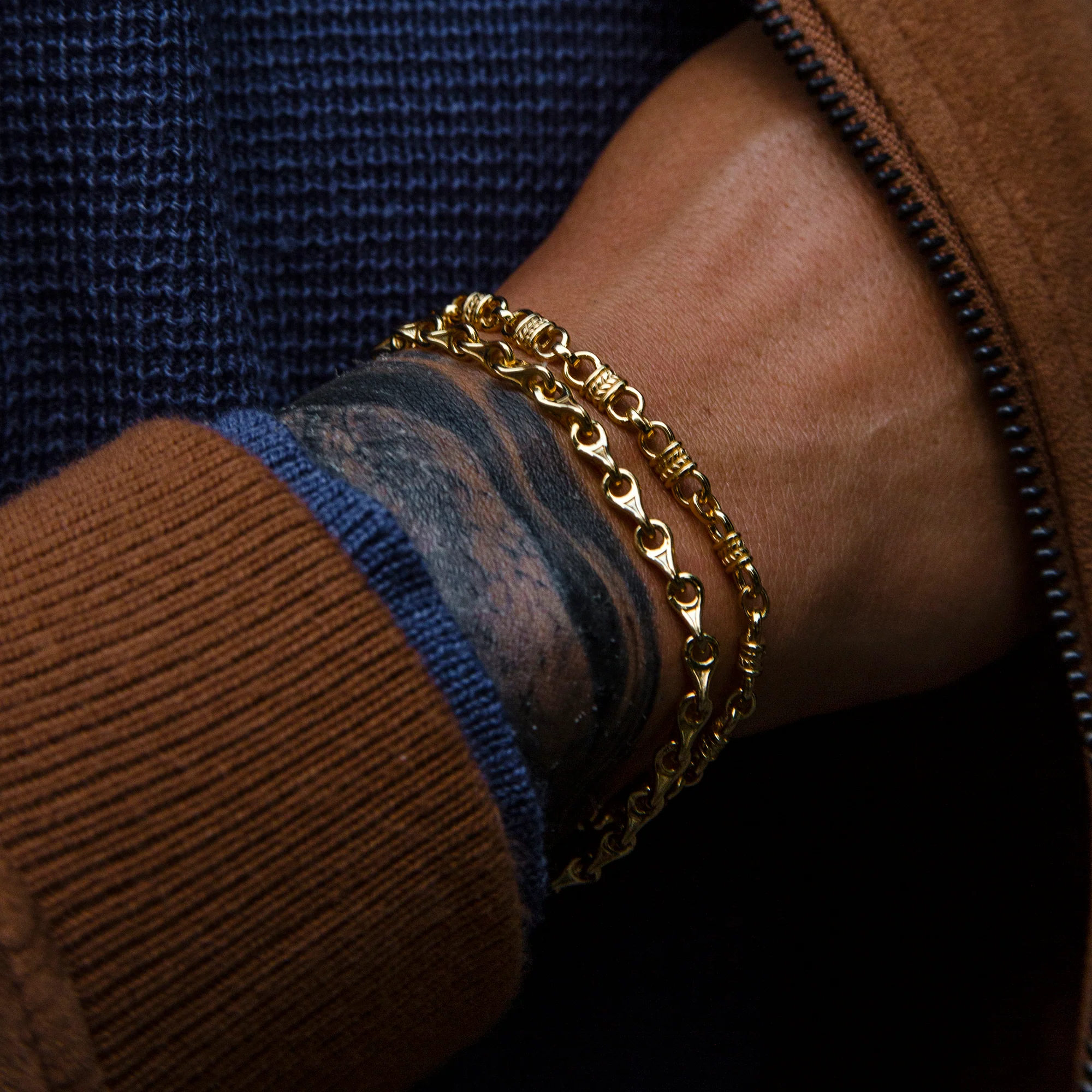 18k Gold Laurel Cuff Chain Bracelet - Image 7