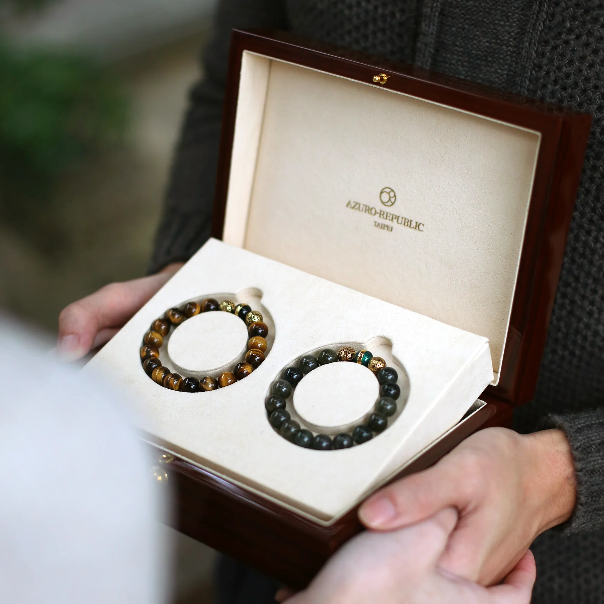 Gold enamel turquoise gaia bracelet - Image 4