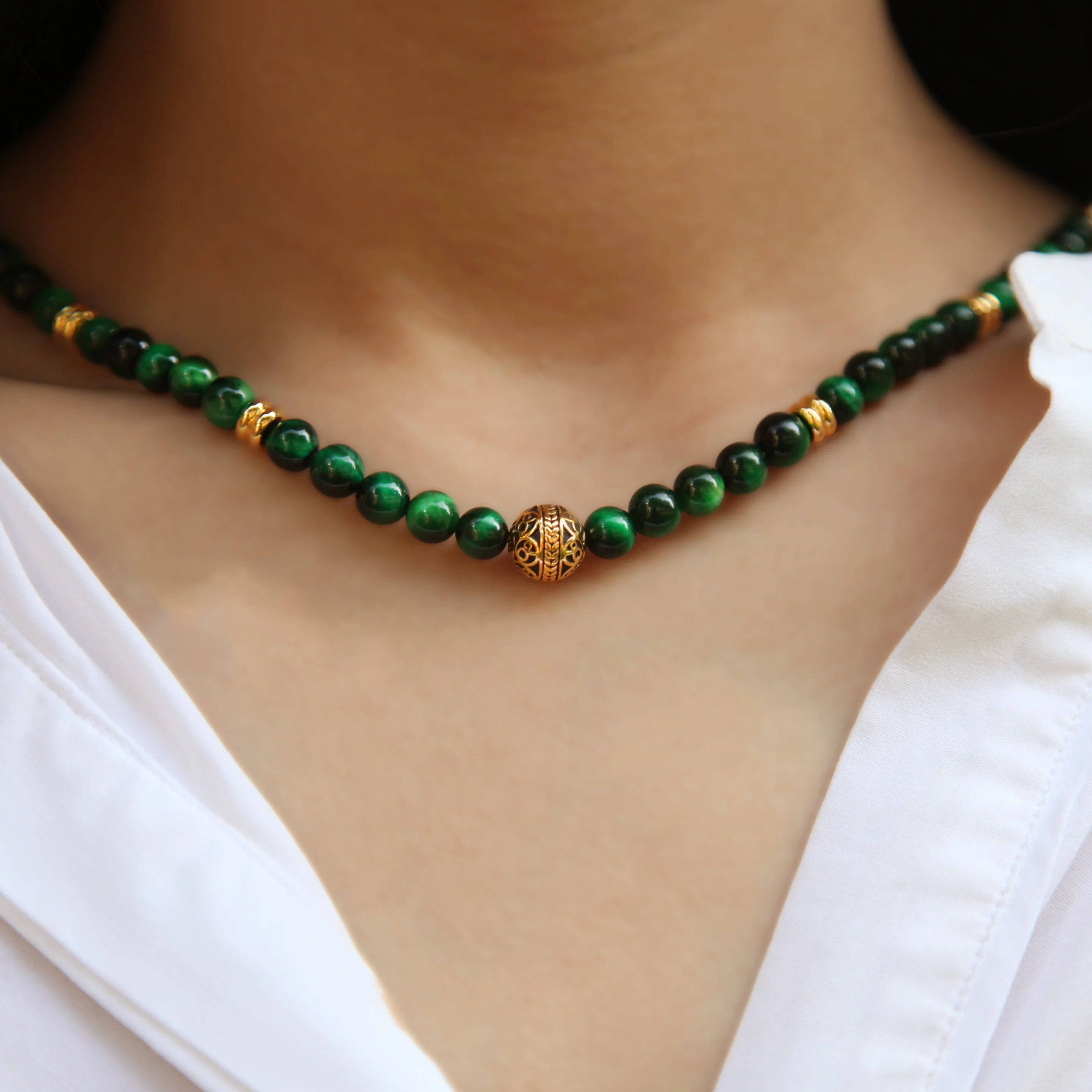 Green Tiger Eye Crystal Necklace - Image 4
