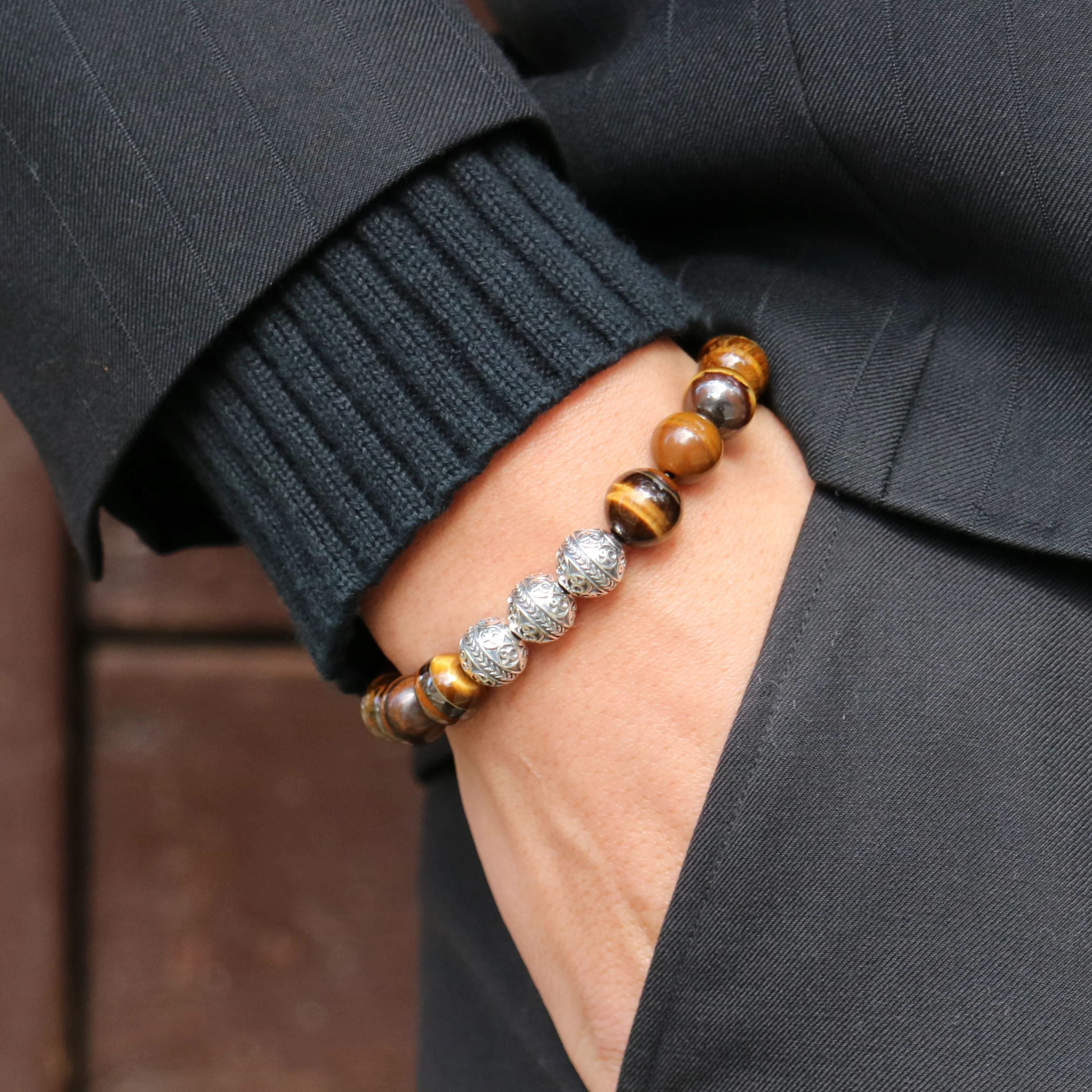 Classic Silver Tiger Eye Beaded Bracelet - Image 4