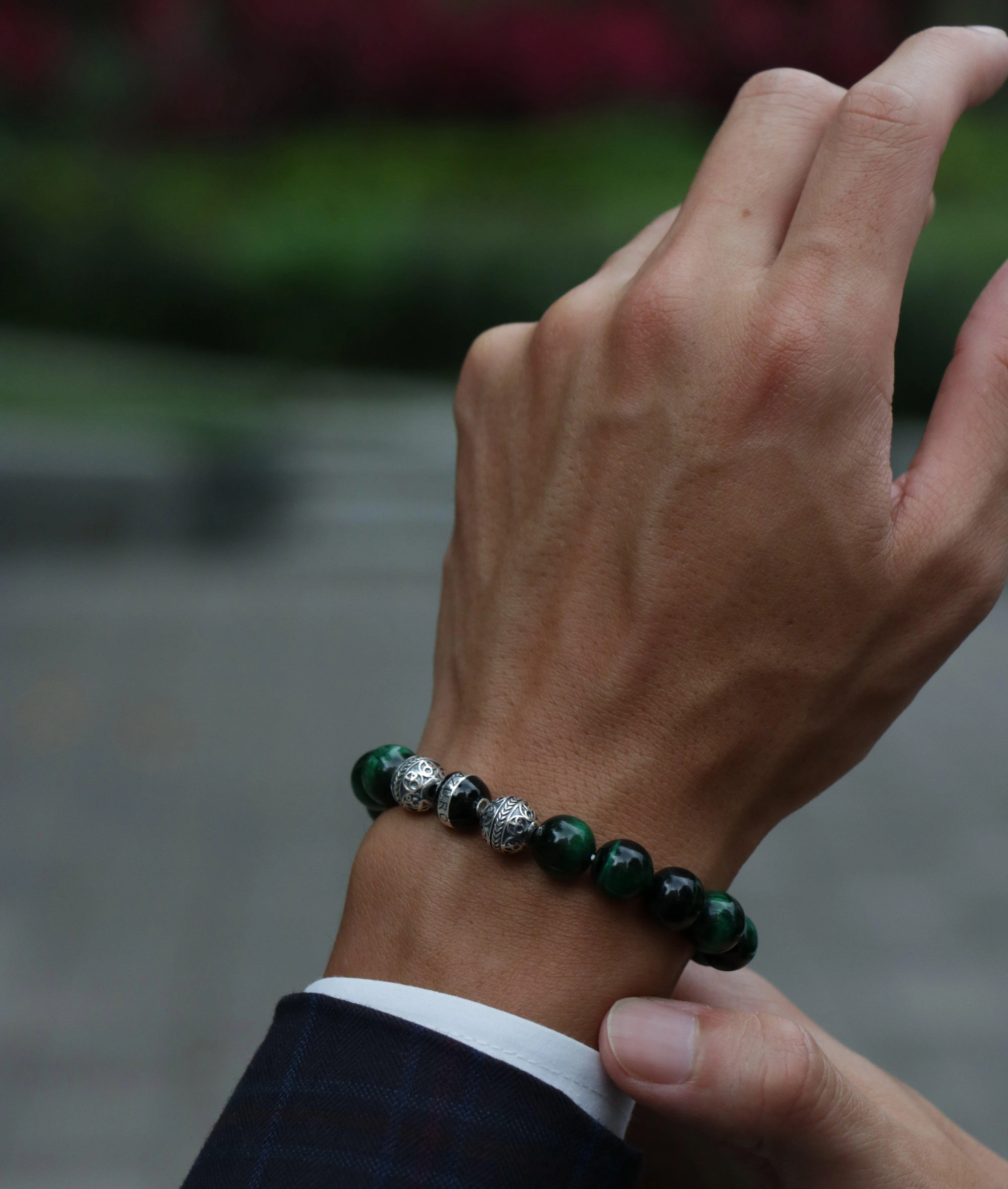 SILVER ENAMEL GREEN TIGER EYE BRACELET - Image 4