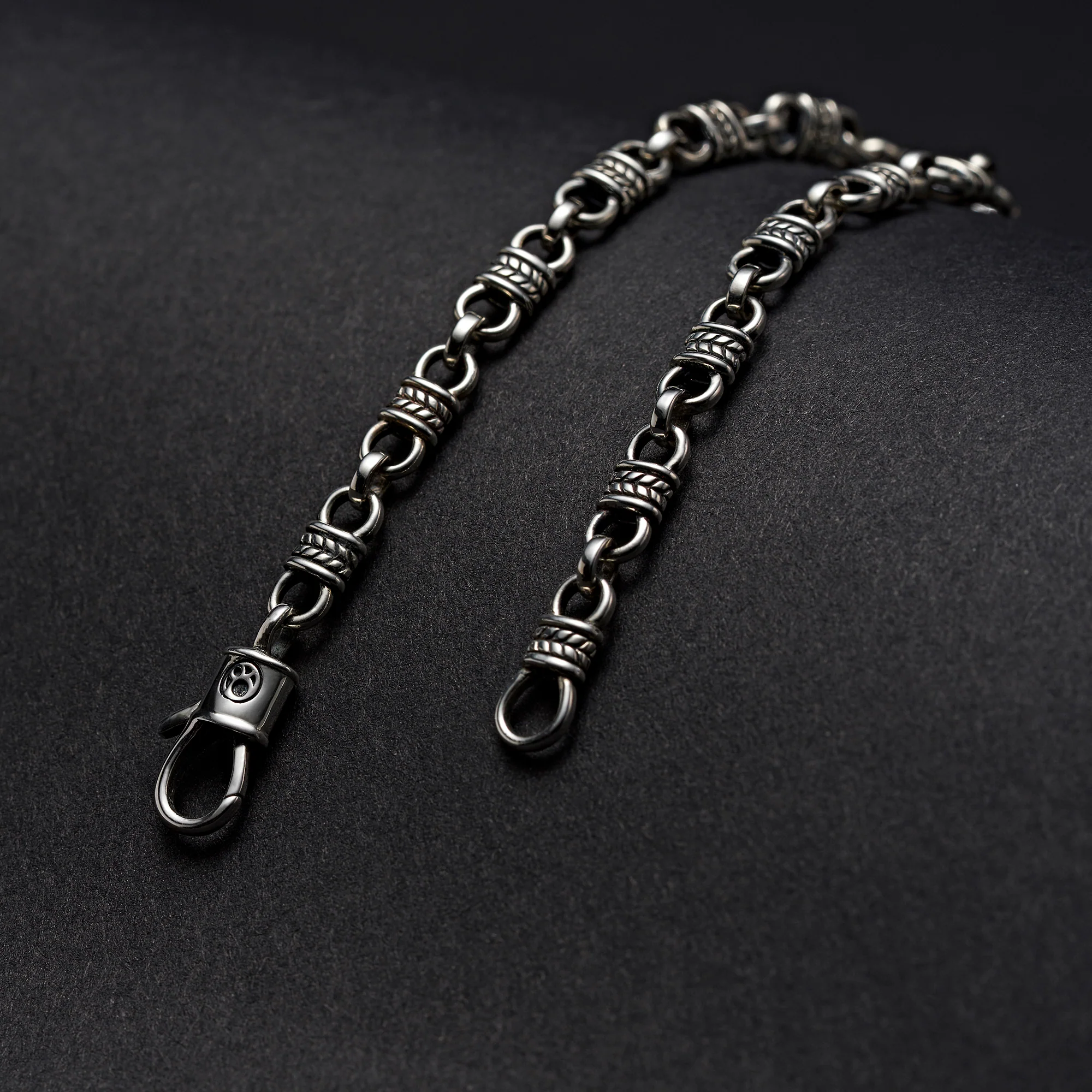 Silver Laurel Cuff Chain Bracelet