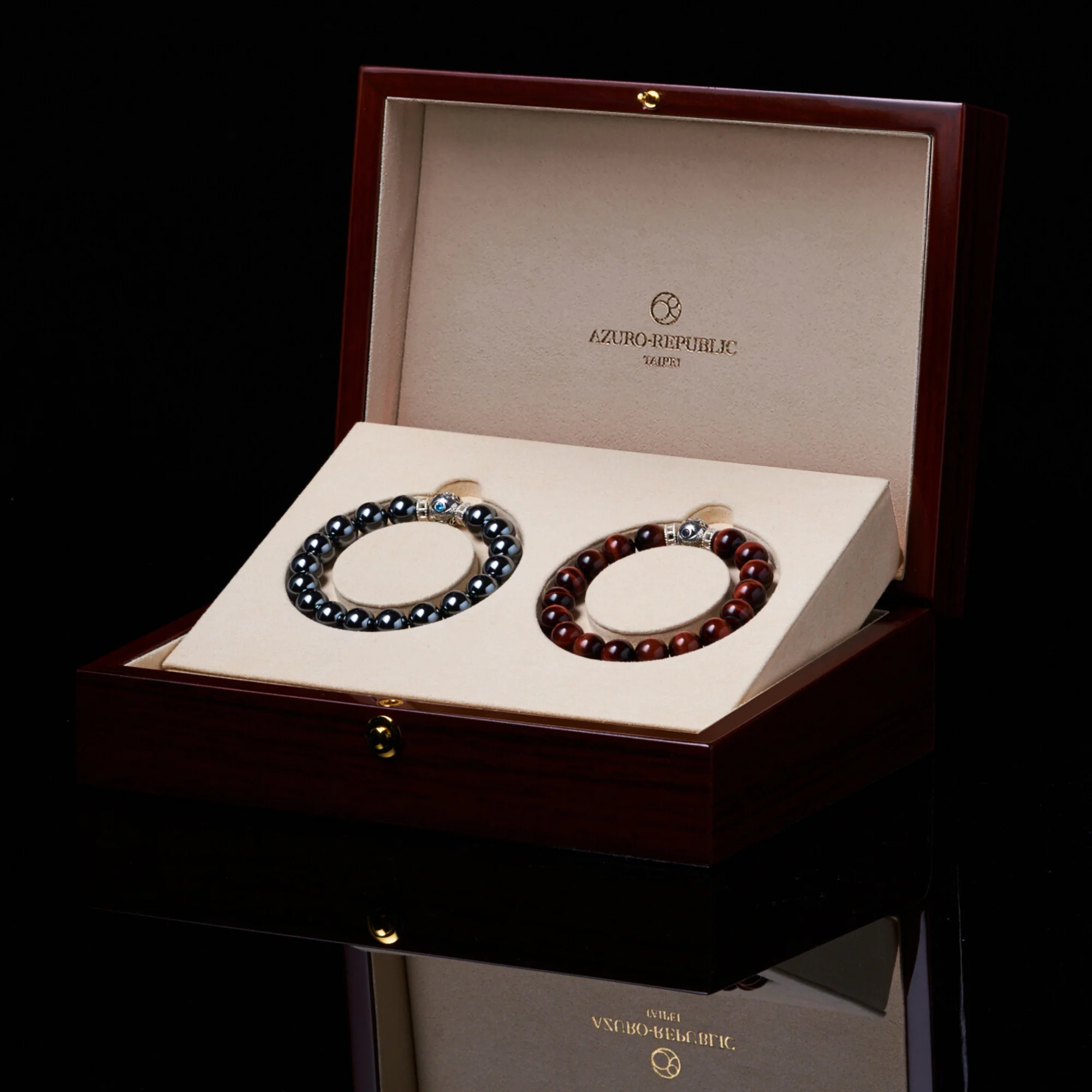 The Silver Black evil eye Red Tiger eye bracelet - Image 5