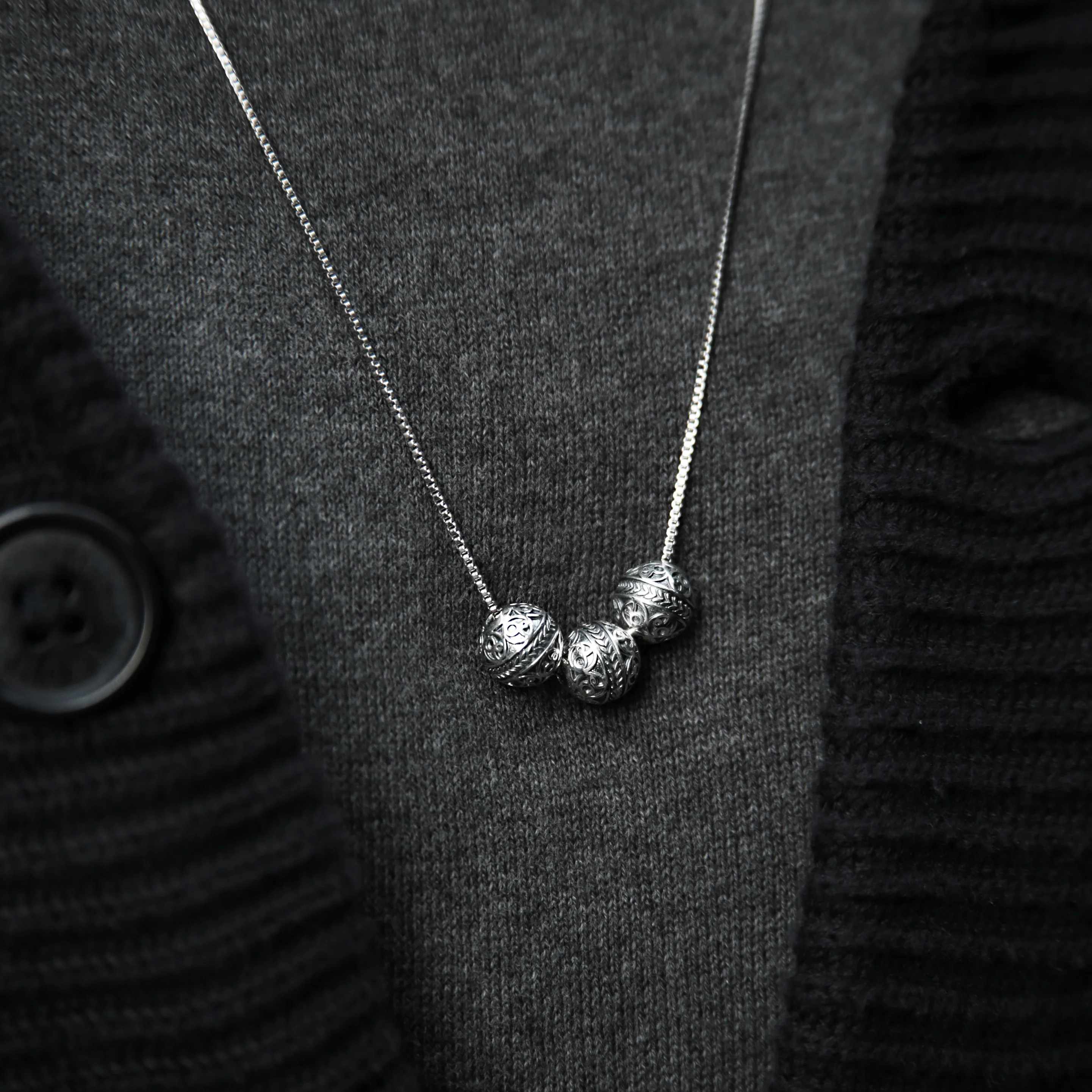 Triple Azuro Classic Necklace - Image 2